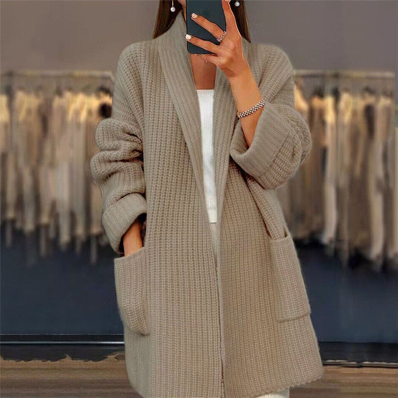 Amelia | Grobstrick Wollcardigan – Beige