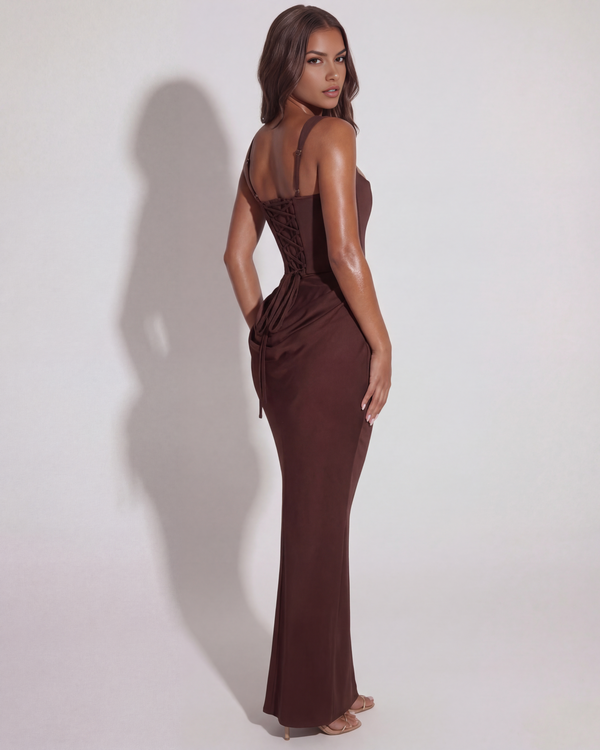 NORIA – Sculpted Bodycon MAXI-KLEID