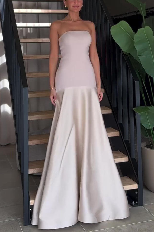 Luxe Satin Glow Strapless Maxi Kleid