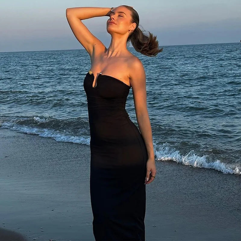 Alira | Strapless Elegance Maxi Dress