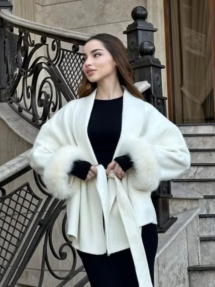Marvessa | Luxuriöse Kunstfell Wolljacke