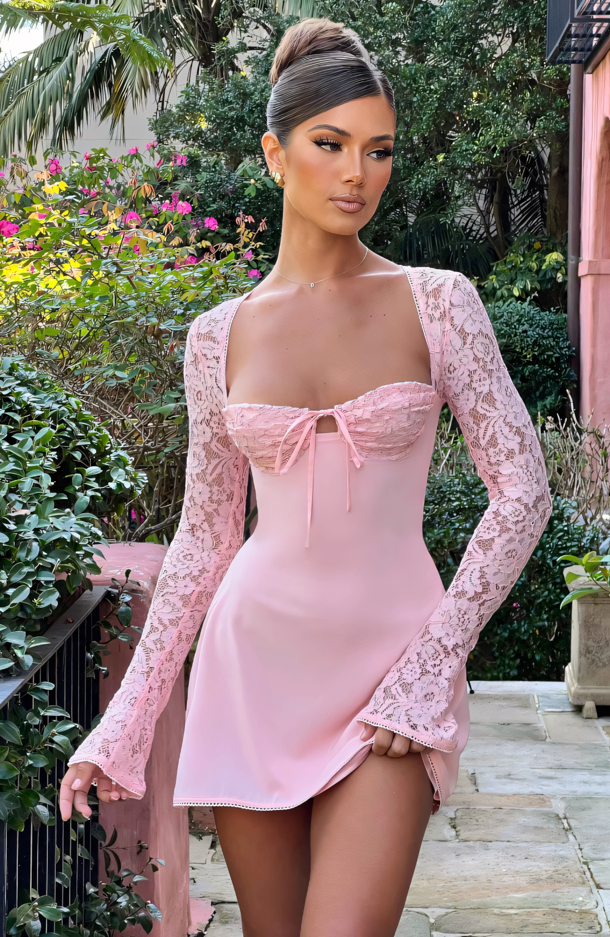 Estavelle | Spitzen Langarm Mini Kleid