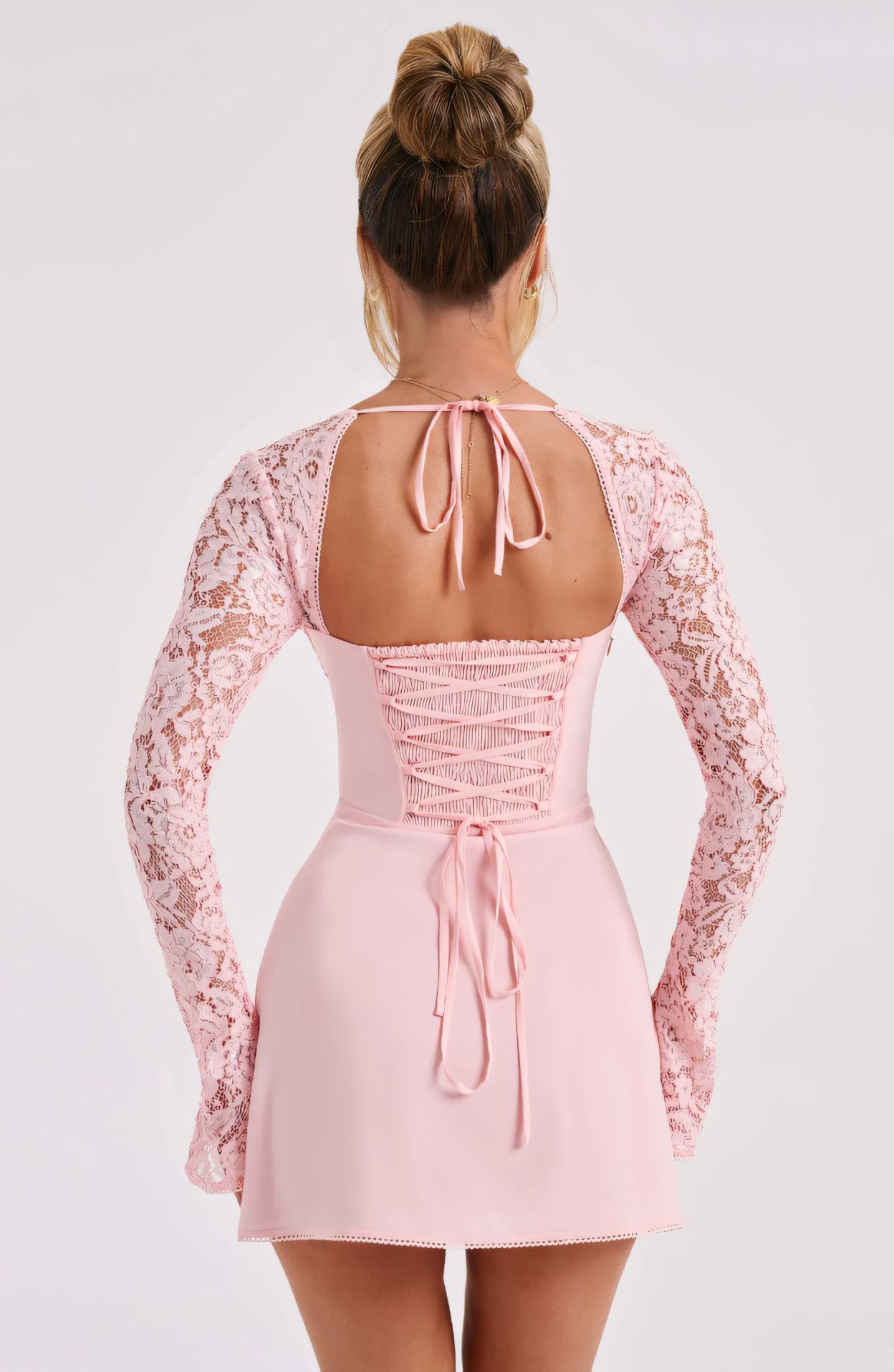 Estavelle | Spitzen Langarm Mini Kleid