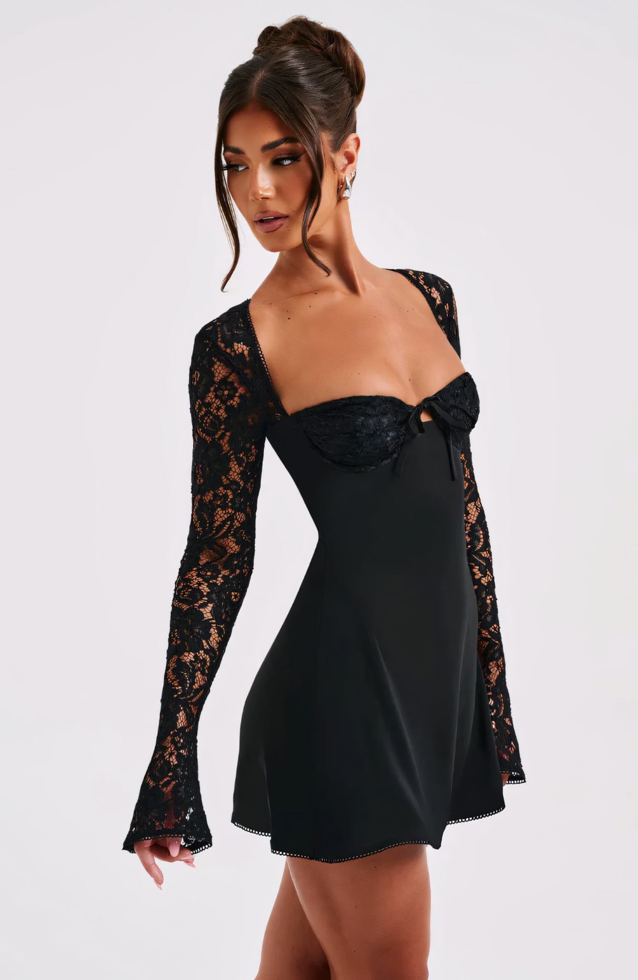 Estavelle | Spitzen Langarm Mini Kleid