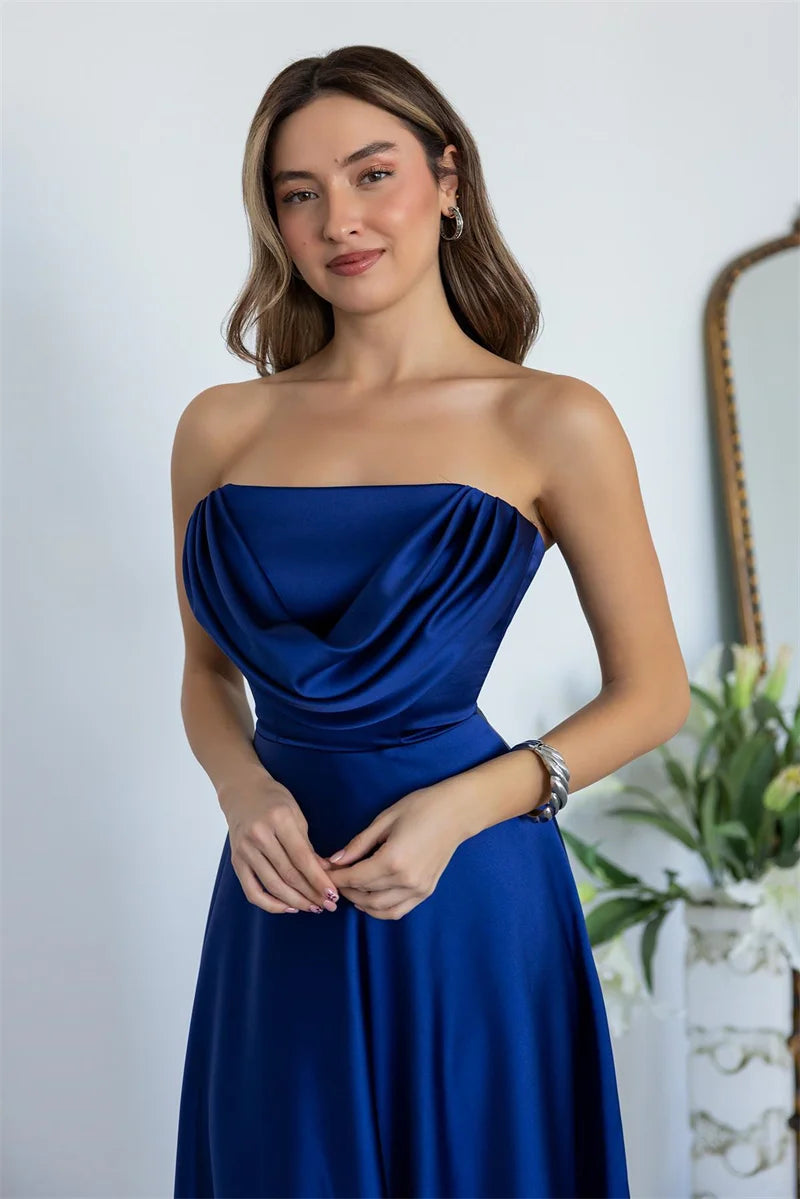 ZARIAH | Satin trägerloses MAXI-KLEID