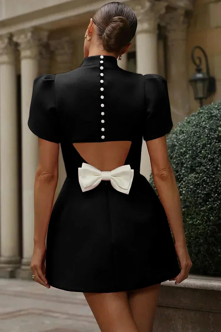 Arlena Blütenärmel Mini-Kleid