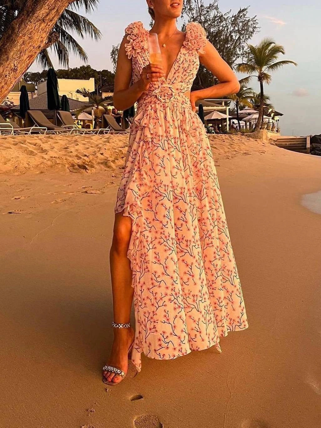Rosalie Bloom Cutout Maxi-Kleid