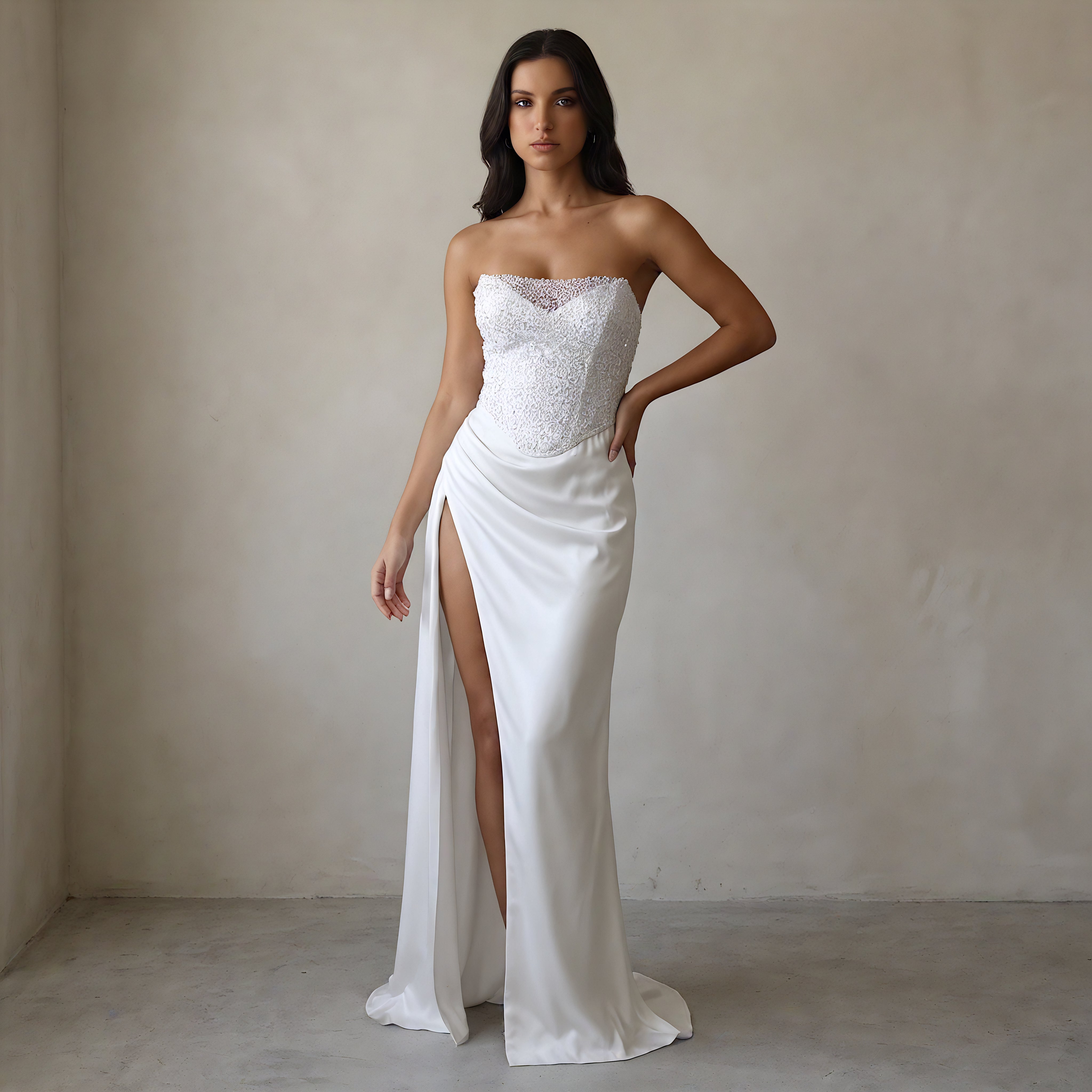 Ismeria | Perlenbesetztes Satin Korsett Maxikleid