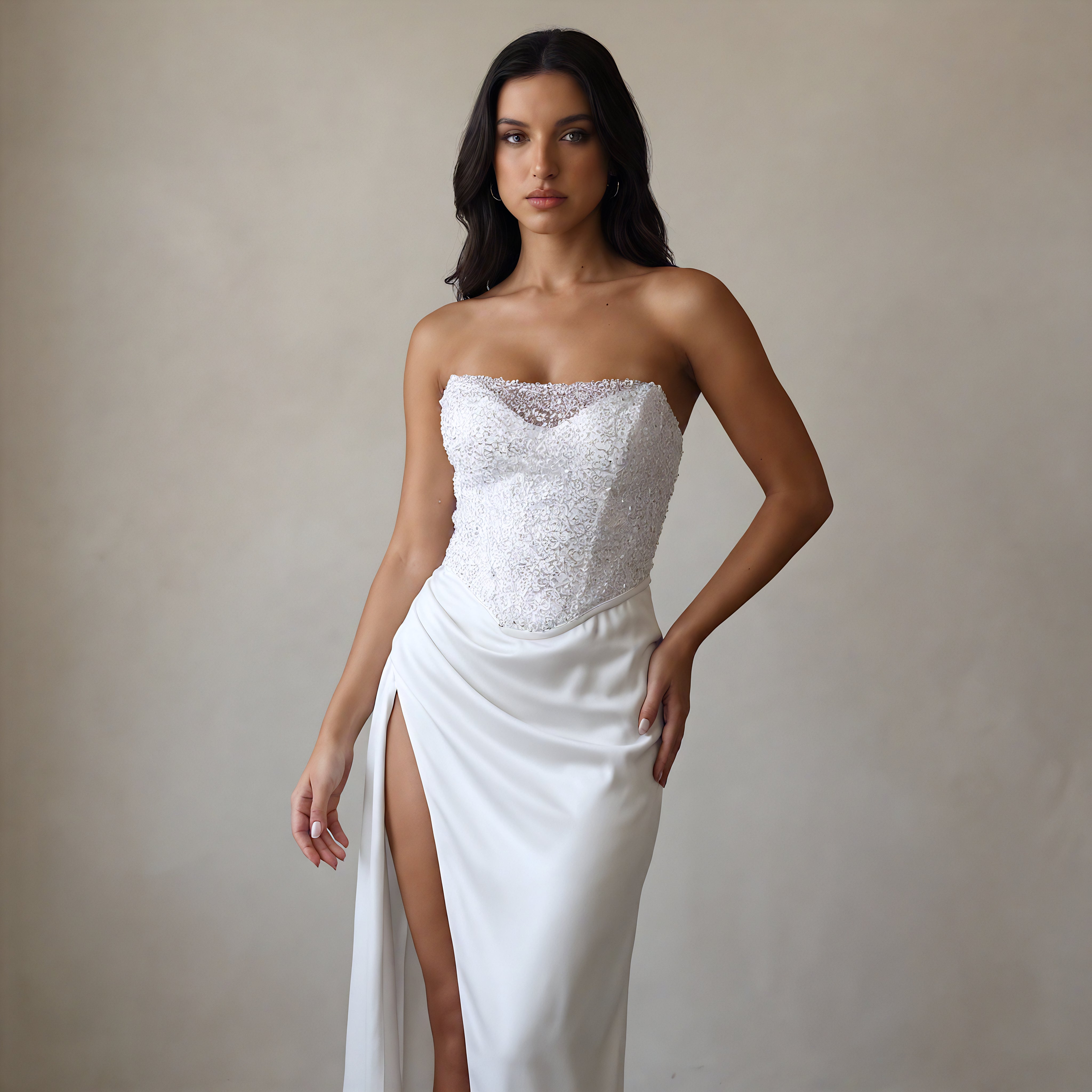 Ismeria | Perlenbesetztes Satin Korsett Maxikleid