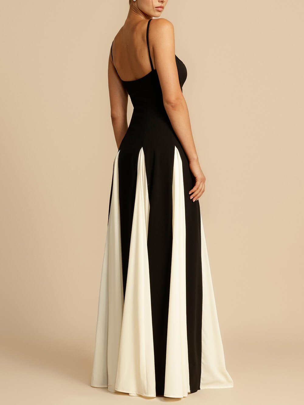 Noir Cascade Maxi-Gewand