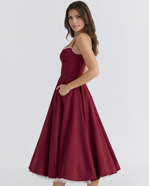 SELARA – Sculpted Oberteil MIDI-KLEID