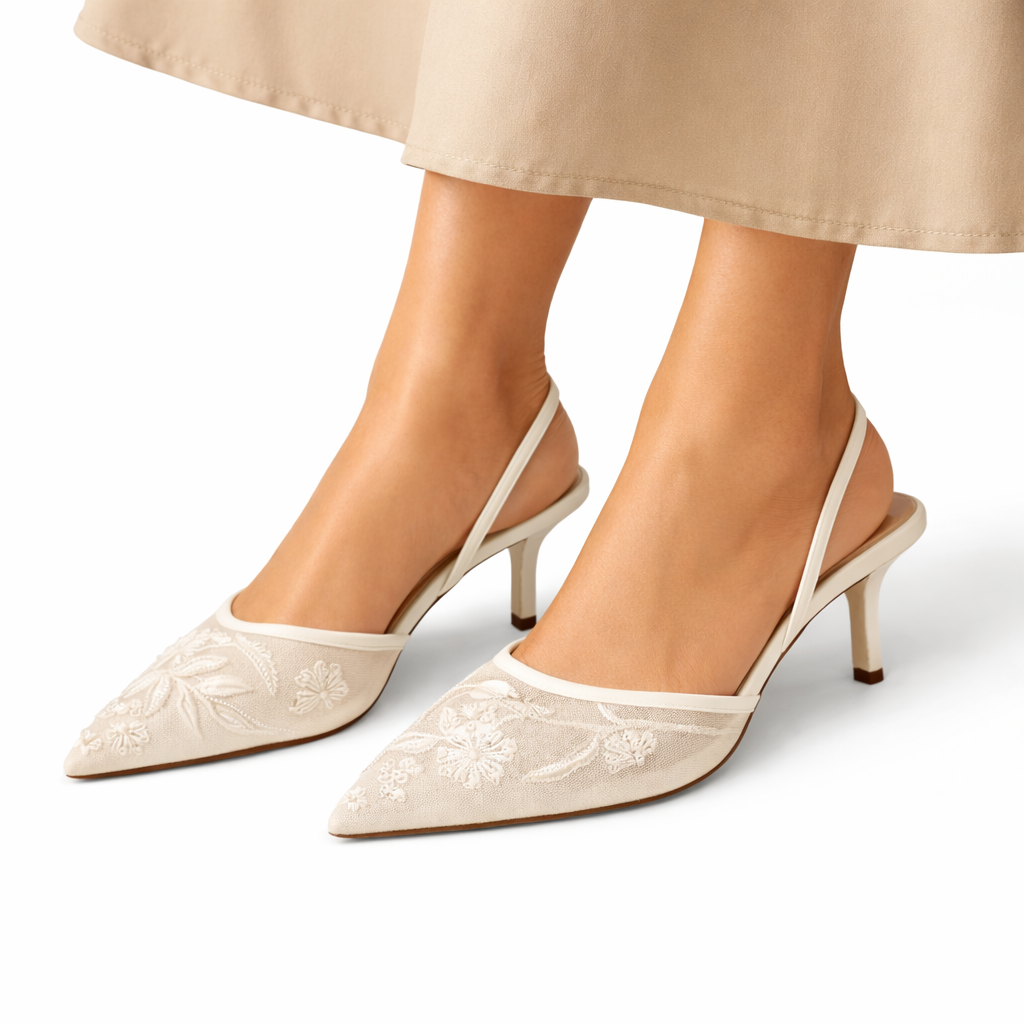 Damen Bestickte Mesh Mule-Absätze – Blumendetail, Elegante spitze Zehen