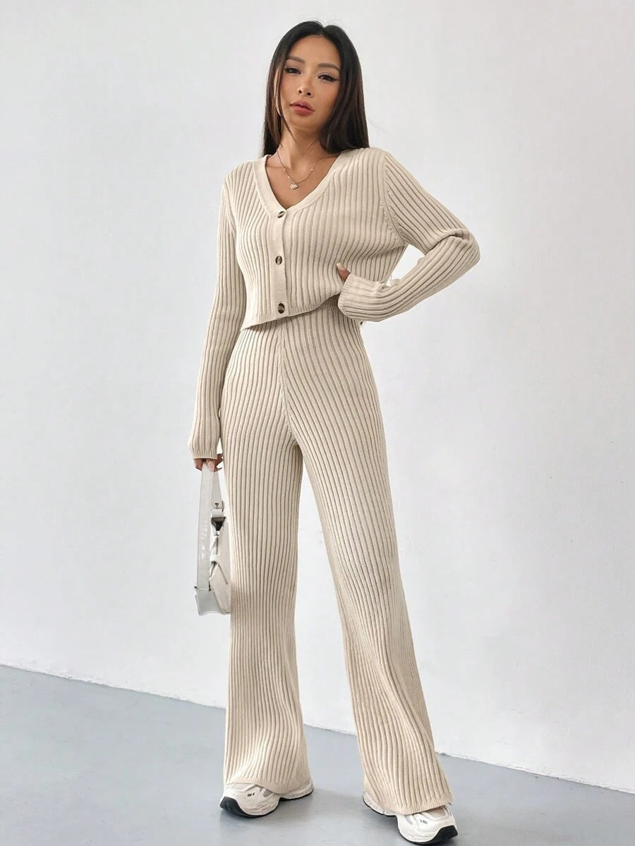 Evania | Elegantes V-Ausschnitt Lounge Set