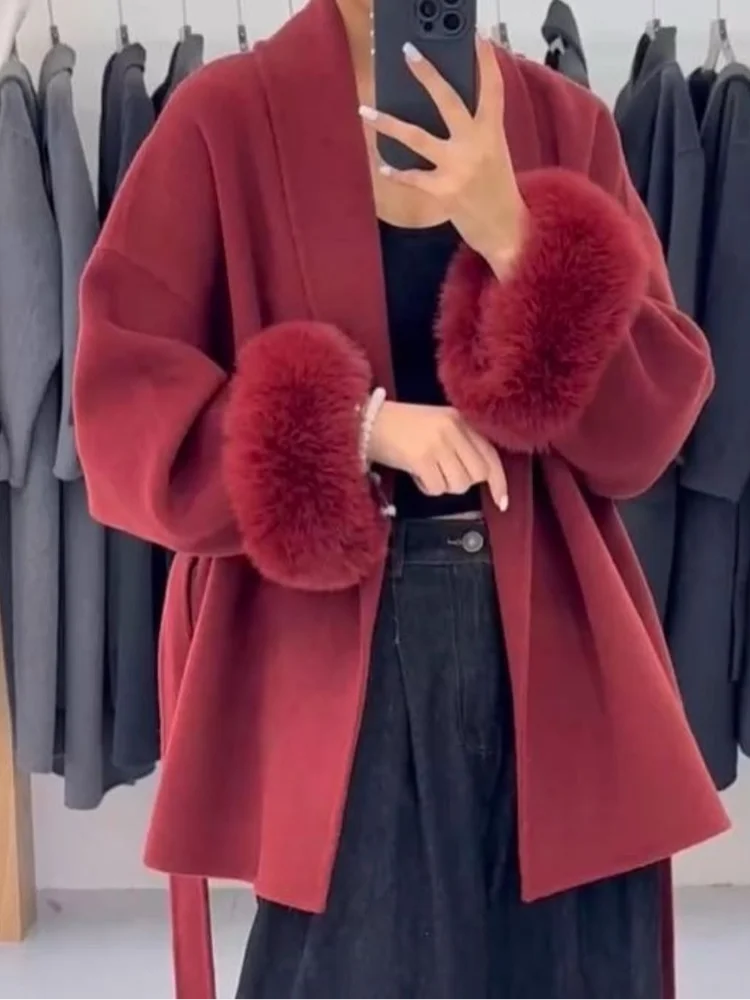 Marvessa | Luxuriöse Kunstfell Wolljacke