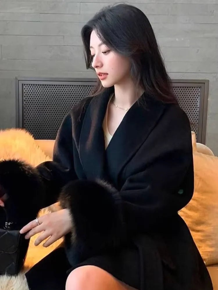 Marvessa | Luxuriöse Kunstfell Wolljacke