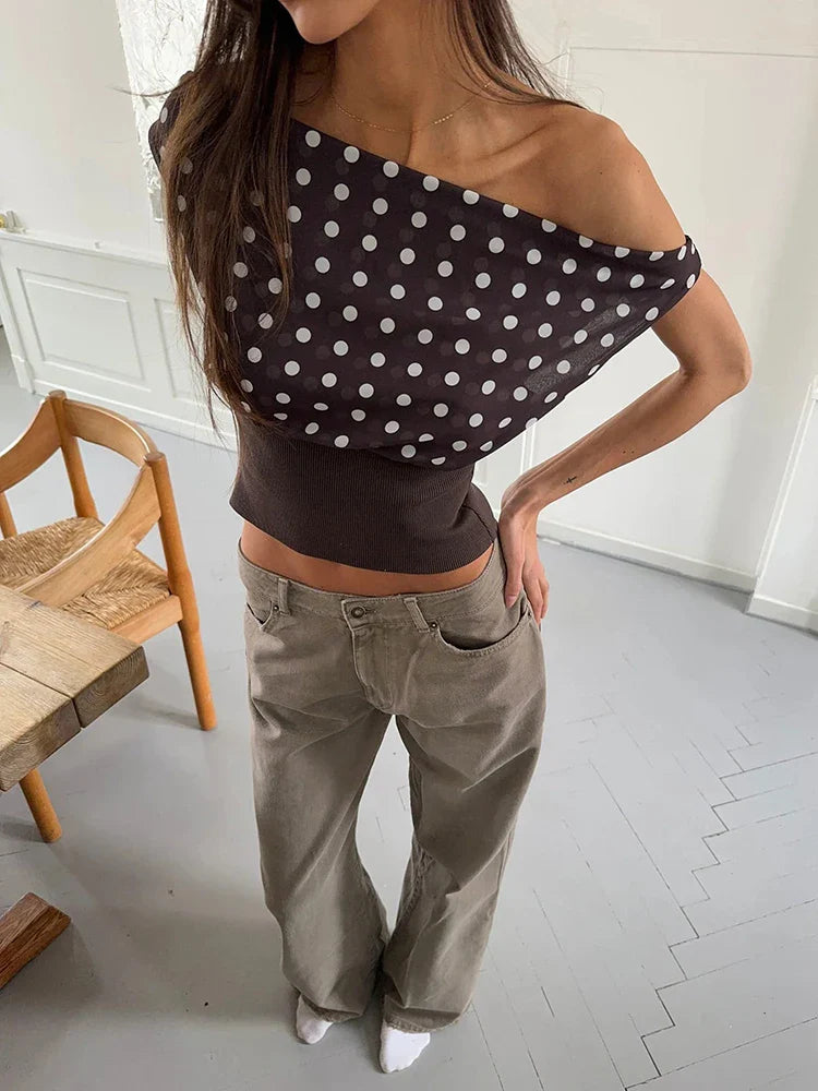 Serenara | Stilvolles Off-Shoulder Polka Dot Crop Top