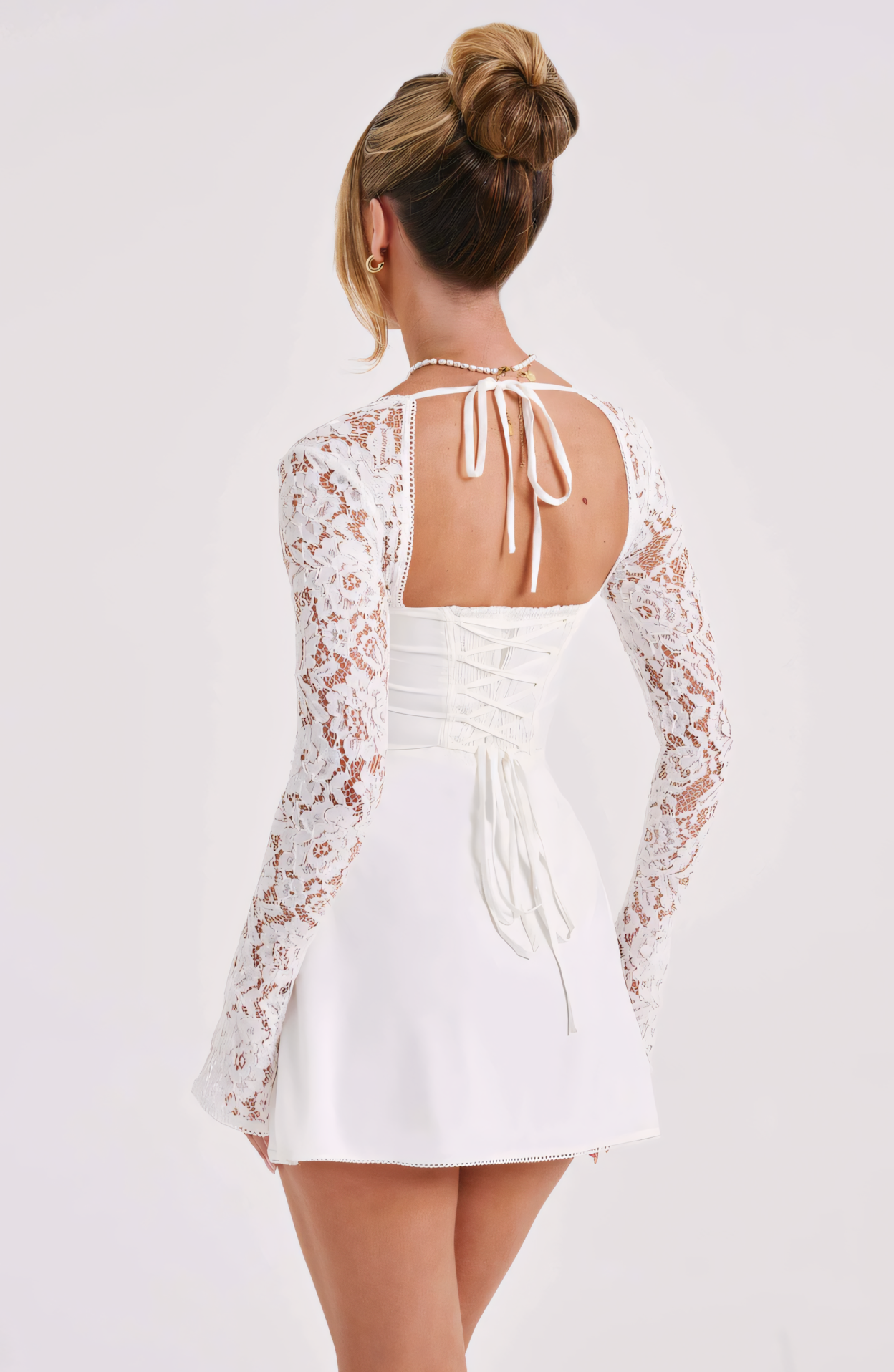 Estavelle | Spitzen Langarm Mini Kleid