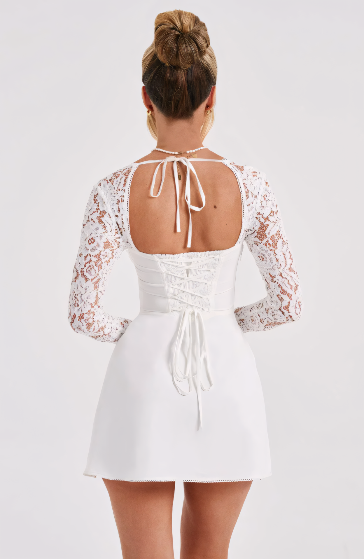 Estavelle | Spitzen Langarm Mini Kleid