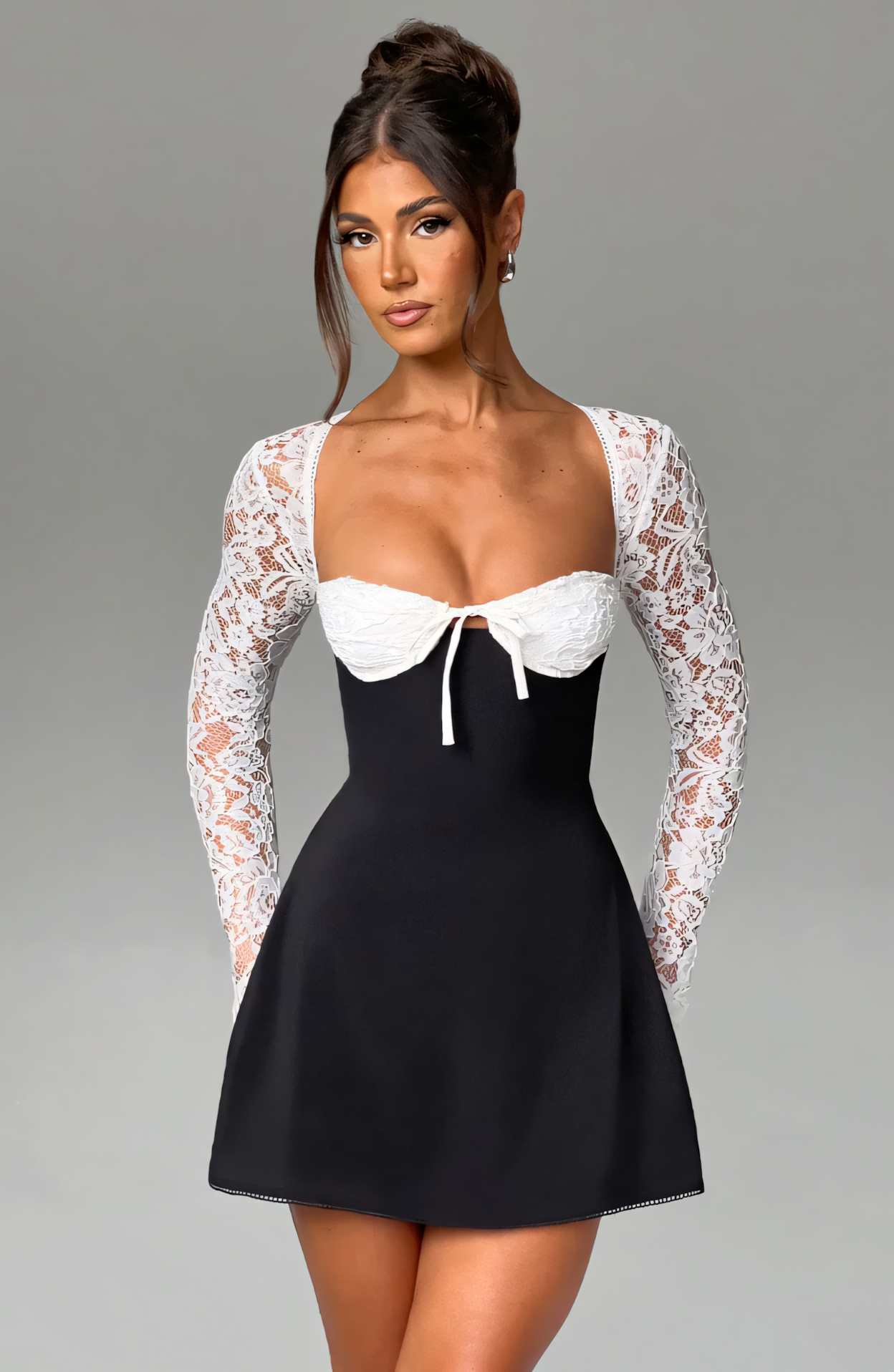 Estavelle | Spitzen Langarm Mini Kleid