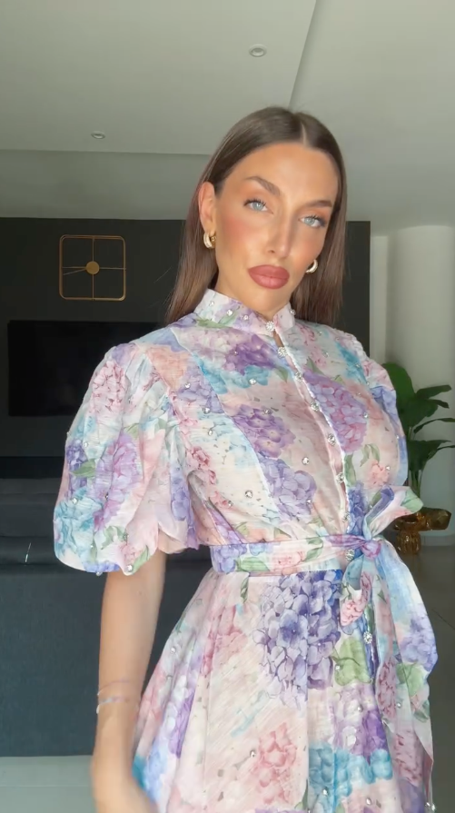 Estelle – Florales Midi Kleid mit Gürtel