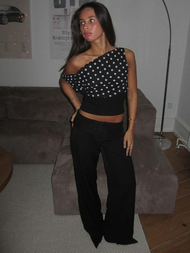 Serenara | Stilvolles Off-Shoulder Polka Dot Crop Top