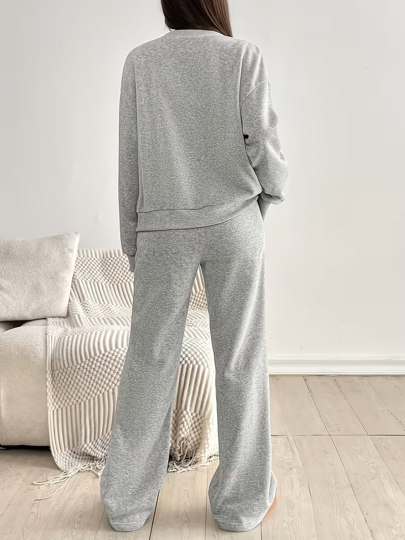 Alessia Lounge-Set – Strickjacke & Weite Hose