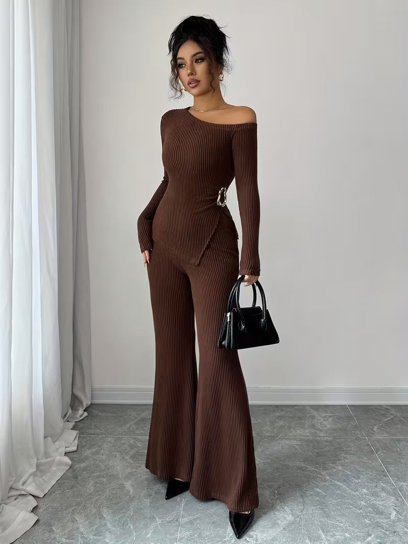 Serena Ribbed Set – Asymmetric Top & Flared Pants
